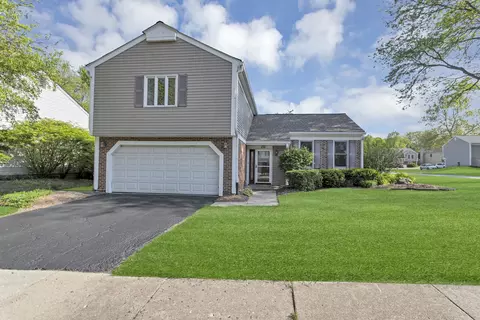136 Sherman Ct, Bartlett, IL 60103 photo 3