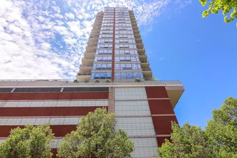 1600 S Prairie Ave #810, Chicago, IL 60616