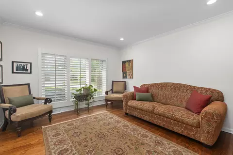 Living - 745 Constance Ln, Deerfield, IL 60015 photo 4 of 4