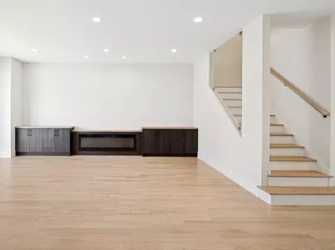 965 E 62nd St #1, Chicago, IL 60637 photo 2