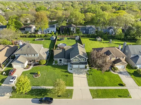 View/Area - 164 Wilcox Dr, Bartlett, IL 60103 photo 2 of 6