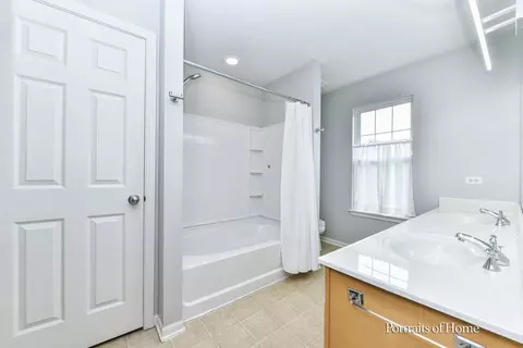 Bath - 435 N Commerce St, Aurora, IL 60504 photo 3 of 4