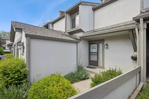 Other - 2618 Smith St, Rolling Meadows, IL 60008 photo 2 of 6
