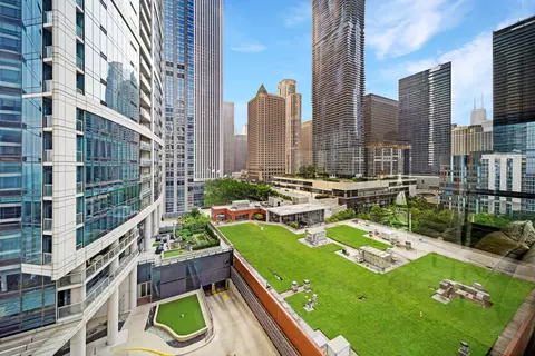 Exterior - 360 E Randolph St #905, Chicago, IL 60601 photo 3 of 5