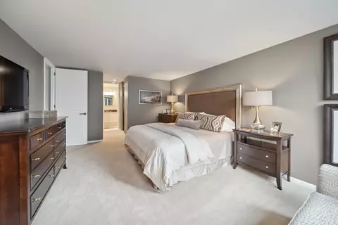 Bedroom - 360 E Randolph St #905, Chicago, IL 60601 photo 1 of 2