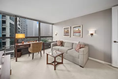 Living - 360 E Randolph St #905, Chicago, IL 60601 photo 4 of 4