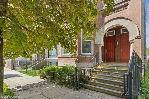 1460 W Ohio St #3R, Chicago, IL 60642