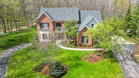 43 W212 Tall Pines Rd, Campton Hills, IL 60124