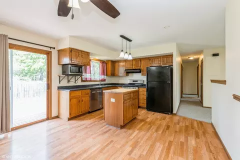 Kitchen - 4802 Home Ave, Mchenry, IL 60050 photo 2 of 2