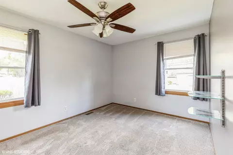 Bedroom - 4802 Home Ave, Mchenry, IL 60050 photo 2 of 2