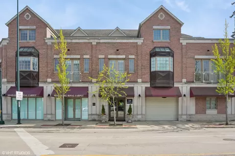 518 Winnetka Ave #203, Winnetka, IL 60093