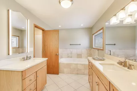 189 Happ Rd, Northfield, IL 60093 photo 22