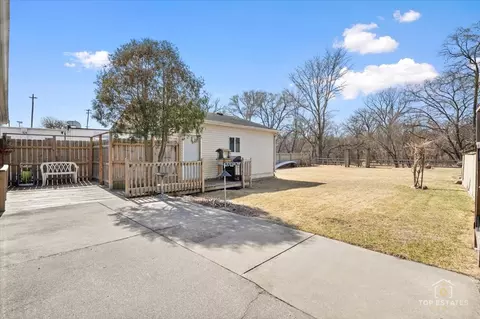 206 Walnut St, Cherry Valley, IL 61016 photo 28