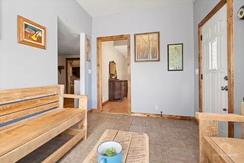 206 Walnut St, Cherry Valley, IL 61016 photo 9
