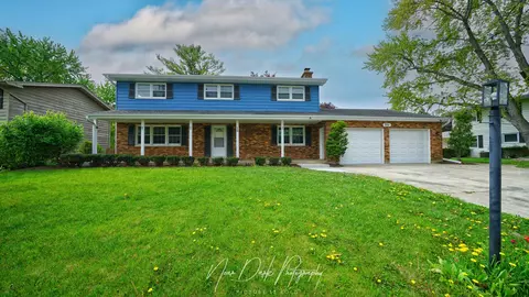 3511 W Shepherd Hill Ln, Mchenry, IL 60050
