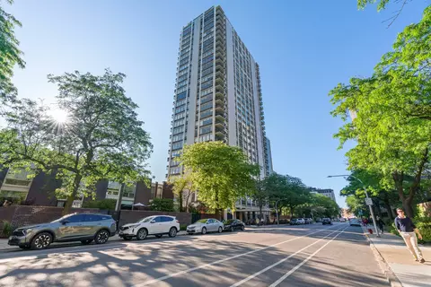 1455 N Sandburg Ter #1407B, Chicago, IL 60610
