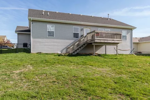 722 Ashleigh Ln, Roscoe, IL 61073 photo 11