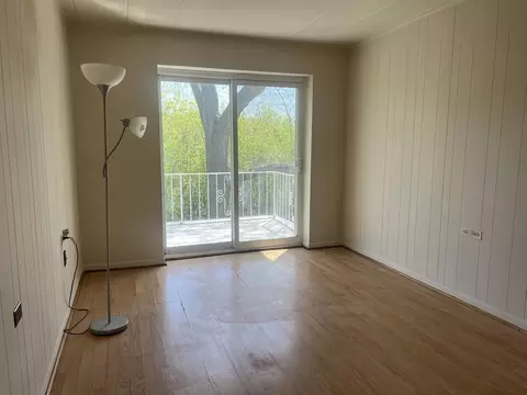 Living - 100 Deborah Ln #B35, Wheeling, IL 60090 photo 5 of 5