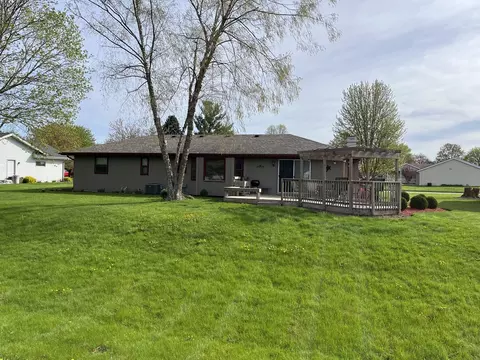 3973 Great Republic, Cherry Valley, IL 61016 photo 2