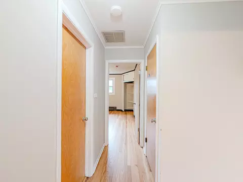 Entry Way - 4415 Idlewild Ln, Hillside, IL 60162 photo 4 of 5