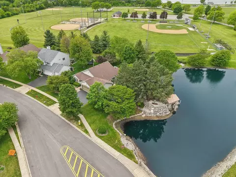 2207 Olde Mill Ln, Mchenry, IL 60050 photo 26