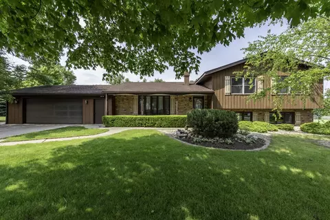 3030 Wall Ave, Waukegan, IL 60087