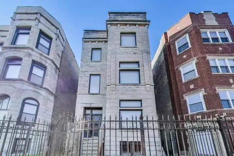 3304 W Warren Blvd, Chicago, IL 60624