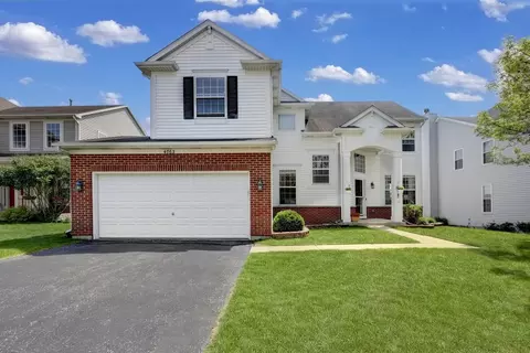 4763 W Pebble Beach Dr, Wadsworth, IL 60083