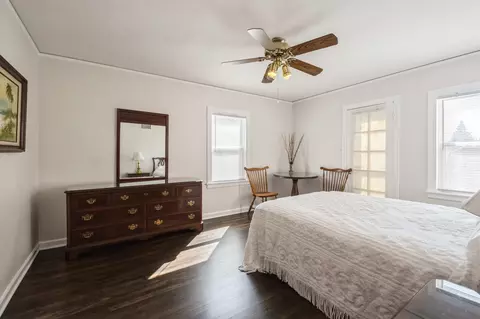Bedroom - 6504 N Artesian Ave, Chicago, IL 60645 photo 3 of 5
