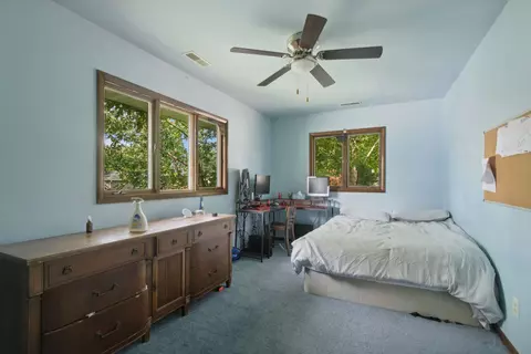 Bedroom - 318 E 2nd St, Lockport, IL 60441 photo 3 of 5