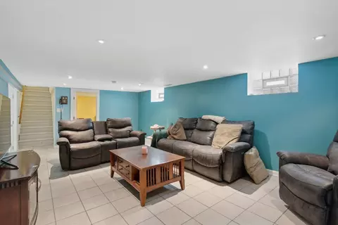 Living - 318 E 2nd St, Lockport, IL 60441 photo 3 of 3