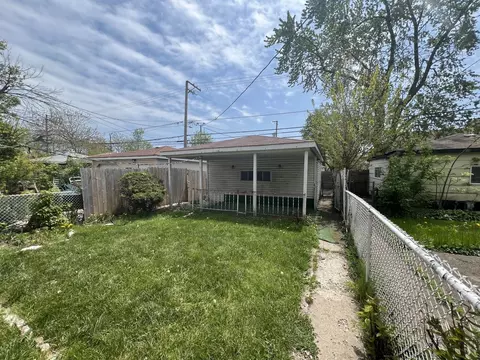 2243 E 93rd St, Chicago, IL 60617 photo 3