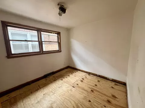 2243 E 93rd St, Chicago, IL 60617 photo 8