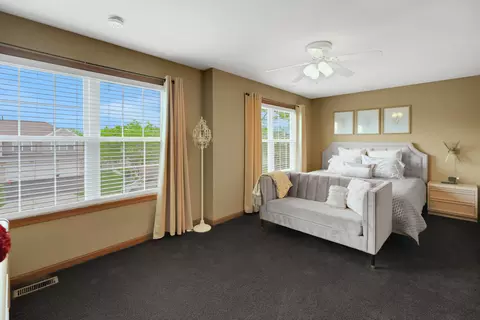 Bedroom - 1491 Lancaster Ln, Algonquin, IL 60102 photo 4 of 7