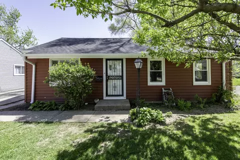 1705 Lyons Ct, Waukegan, IL 60085
