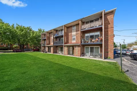6436 W 64th Pl #A3, Chicago, IL 60638