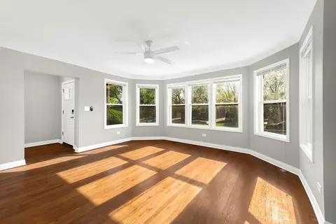Living - Undisclosed, Chicago, IL 60620 photo 1 of 4