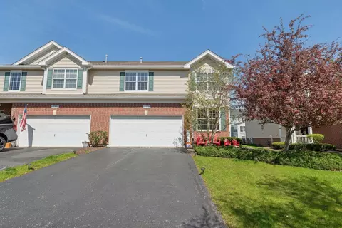 12930 Blue Spruce Dr, Plainfield, IL 60585 photo 1