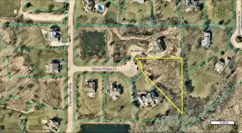 1 Stoney Ridge Ct, Hawthorn Woods, IL 60047