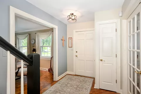 25 W651 Towpath Ct, Wheaton, IL 60189 photo 9