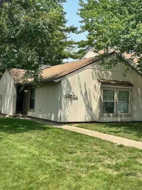 2302 Melrose Dr #A, Champaign, IL 61820
