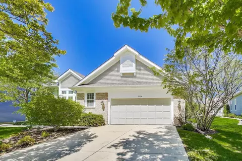 2334 Glen Eagles Ln, Riverwoods, IL 60015