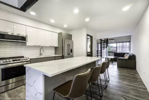 Kitchen - 1296 E Washington St #11, Des Plaines, IL 60016 photo 1 of 5