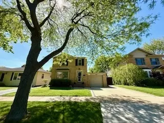 1010 N Patton Ave, Arlington Heights, IL 60004