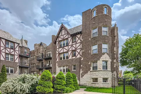 5711 N Kimball Ave #2N, Chicago, IL 60659