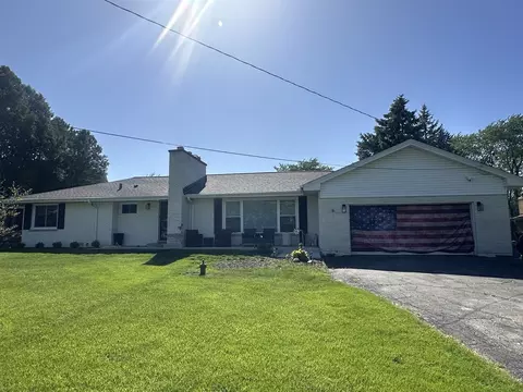 7 N434 Linden Ave, Medinah, IL 60157