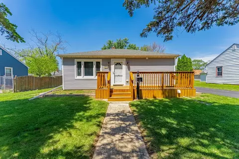 1215 Schriber Ave, Joliet, IL 60435