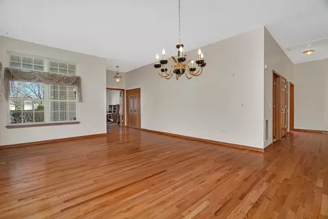 13913 S Tamarack Dr, Plainfield, IL 60544 photo 5