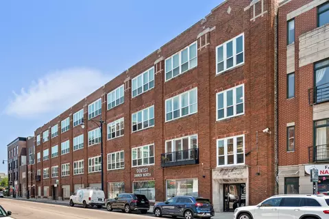1725 W North Ave #404, Chicago, IL 60622