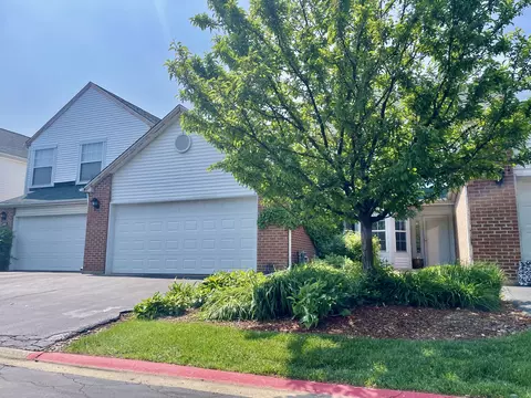103 Hemstead St #34-D, Lake Bluff, IL 60044